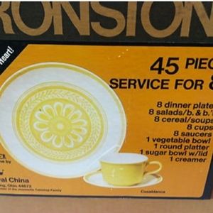 Vintage Royal China Cavalier Service for 8